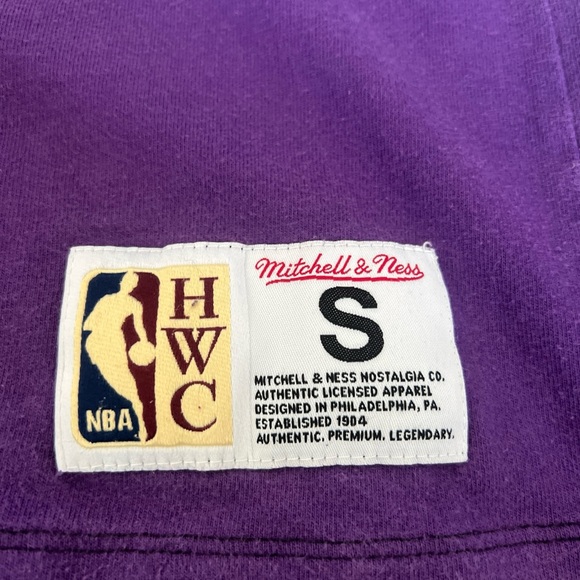VINTAGE NBA LOS ANGELES LAKERS MITCHELL & NESS TEE SHIRT Size Smal - Picture 2 of 5